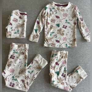 2 sets of matching pjs